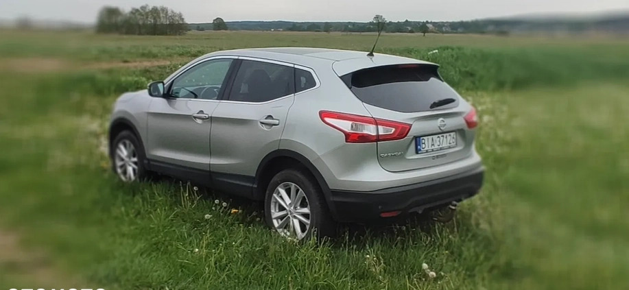 Nissan Qashqai cena 49000 przebieg: 66000, rok produkcji 2014 z Nisko małe 56
